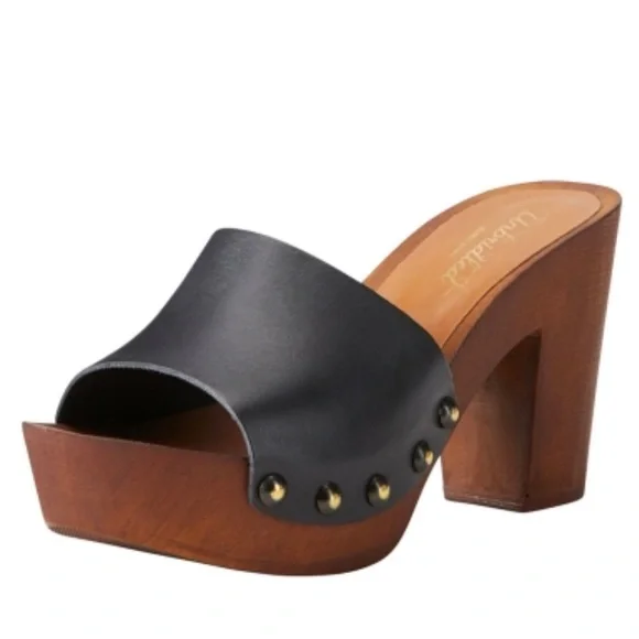 Ariat Women's Unbridled Lennon Platform
Sandal Black Leather Size: 38 (7.5) - Picture 1 of 14